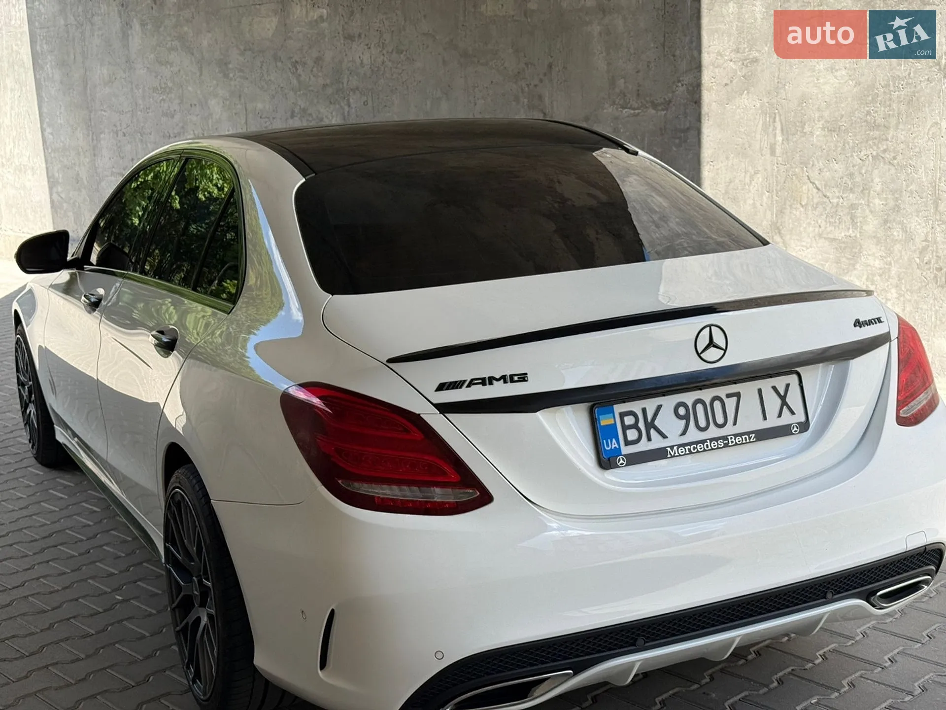 Mercedes-Benz C Class 2015 VIN WDDWF0KB0GF257325 фото оголошення 12 з 37