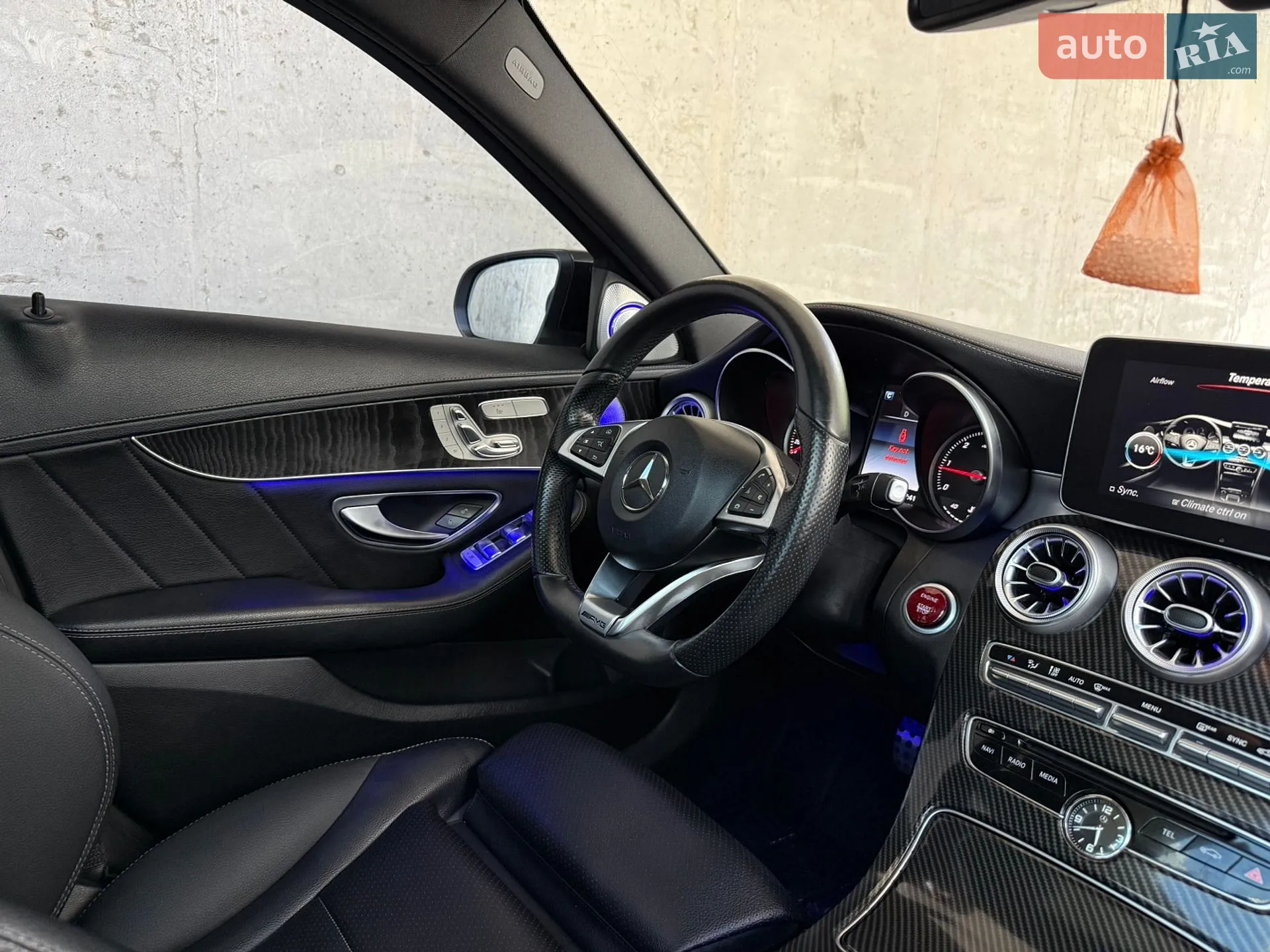 Mercedes-Benz C Class 2015 VIN WDDWF0KB0GF257325 фото оголошення 23 з 37