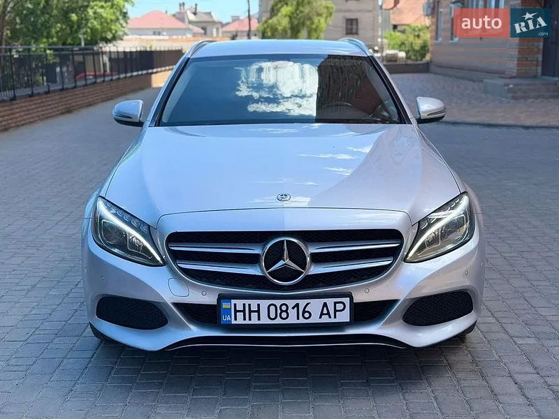 Mercedes-Benz C-Class 2017 VIN WDD2052071F678538 фото оголошення 2 з 46