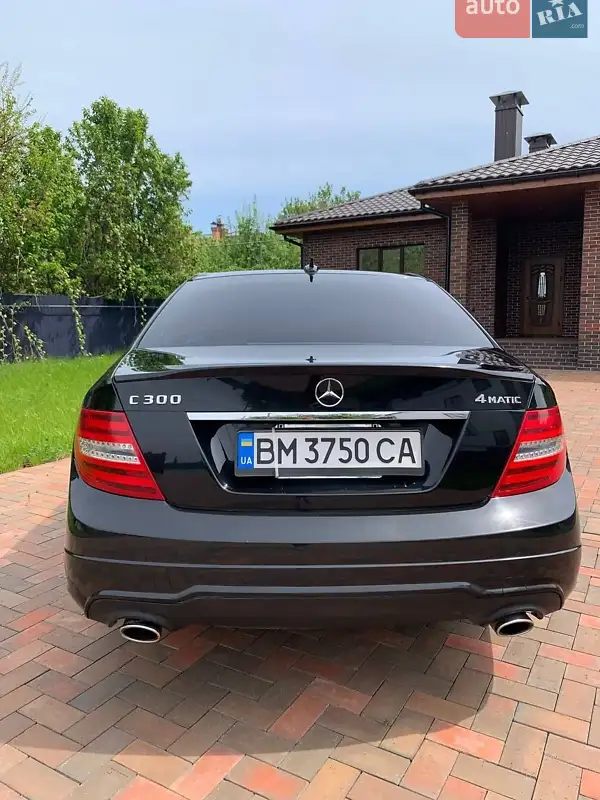Mercedes-Benz C-Class 2013 VIN WDDGF8AB5DR281201 фото оголошення 3 з 49