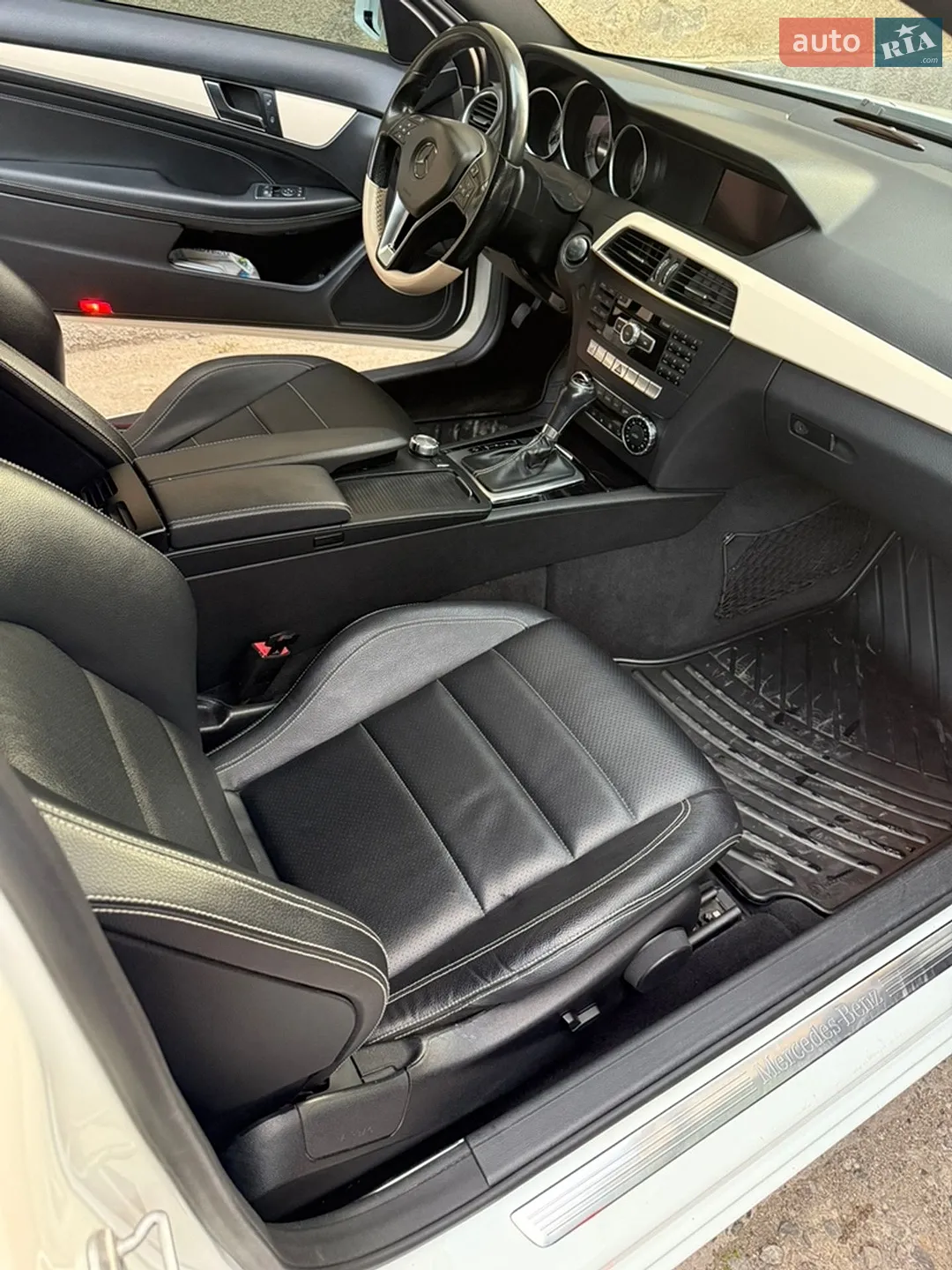 2012 Mercedes-Benz C-klasse - мініатюра 24