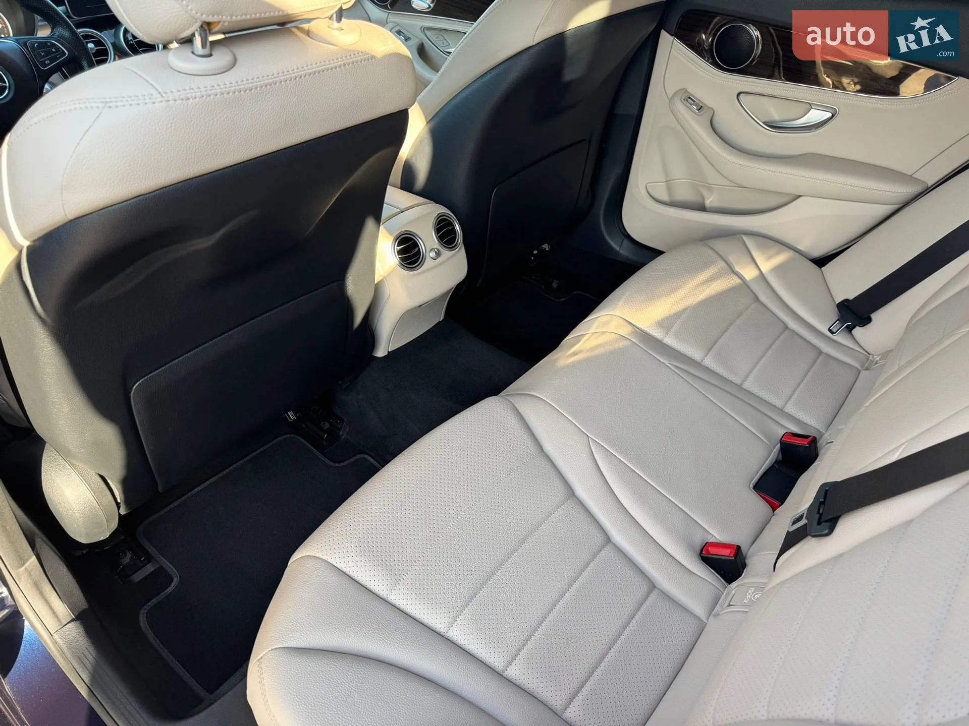 2015 Mercedes-Benz C-klasse - мініатюра 25