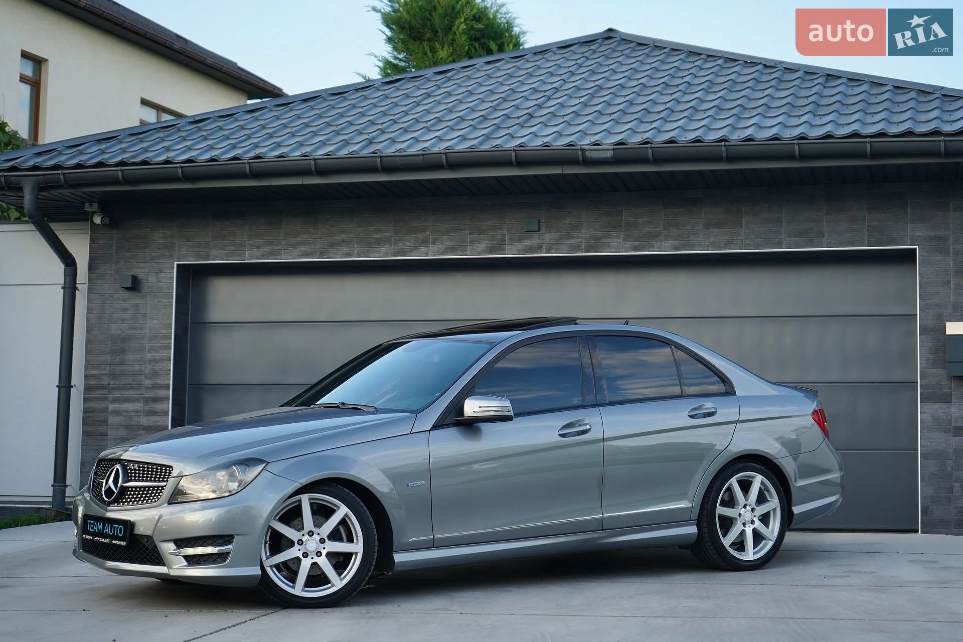 2011 Mercedes-Benz C-klasse - мініатюра 8