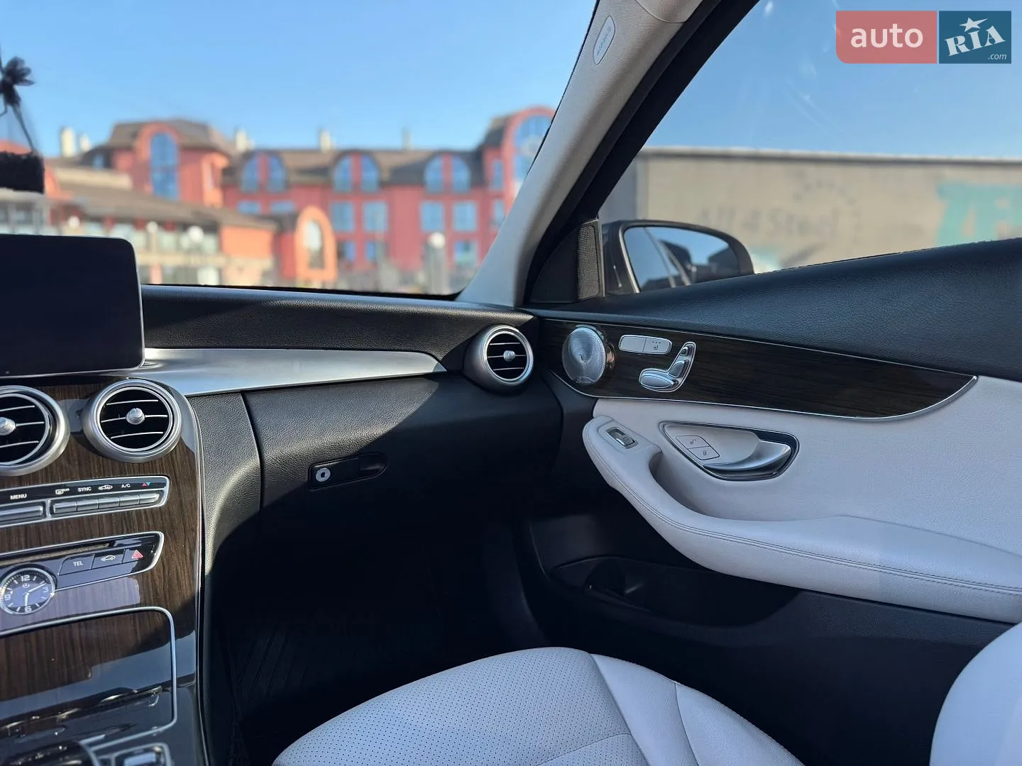 2016 Mercedes-Benz C-klasse - мініатюра 34