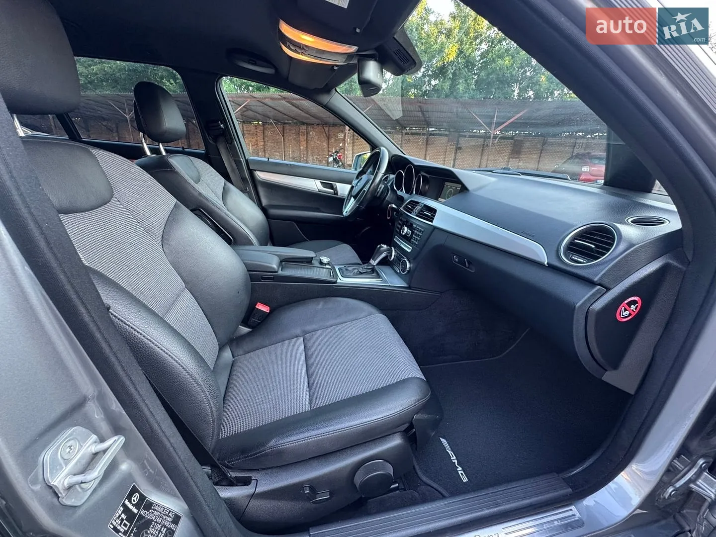 2013 Mercedes-Benz C-klasse - мініатюра 32