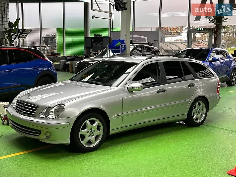 Mercedes-Benz C-Class