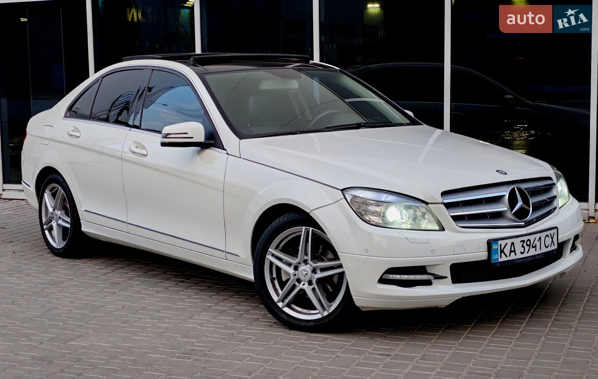 2011 Mercedes-Benz C-klasse - мініатюра 4