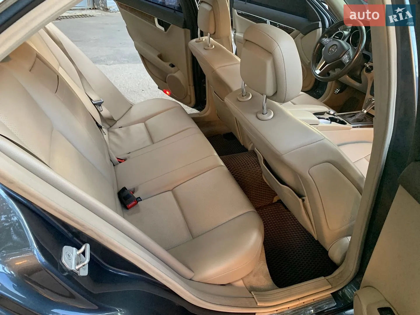 2013 Mercedes-Benz C-klasse - мініатюра 31