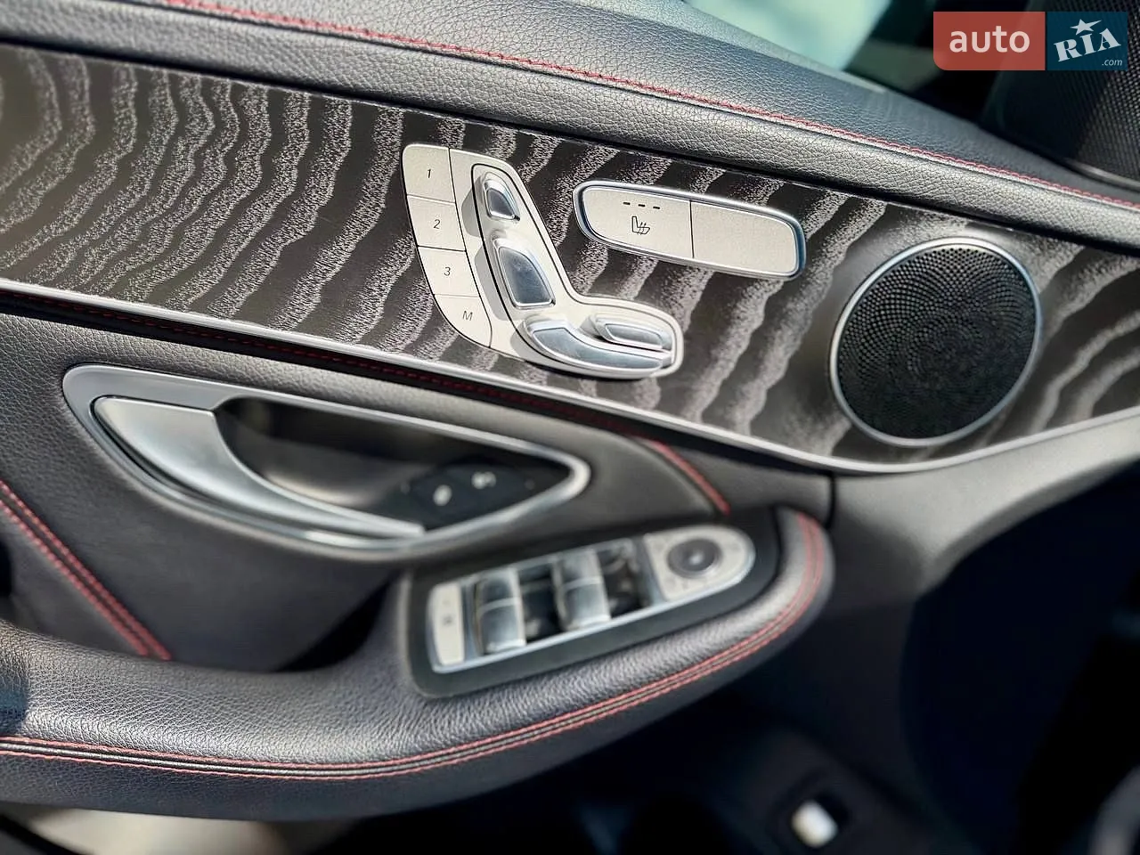 2015 Mercedes-Benz C-klasse - мініатюра 16