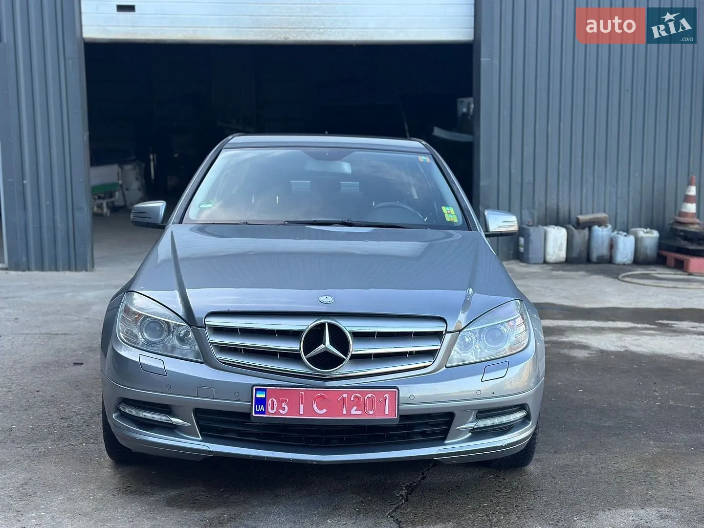 2010 Mercedes-Benz C-klasse - мініатюра 3