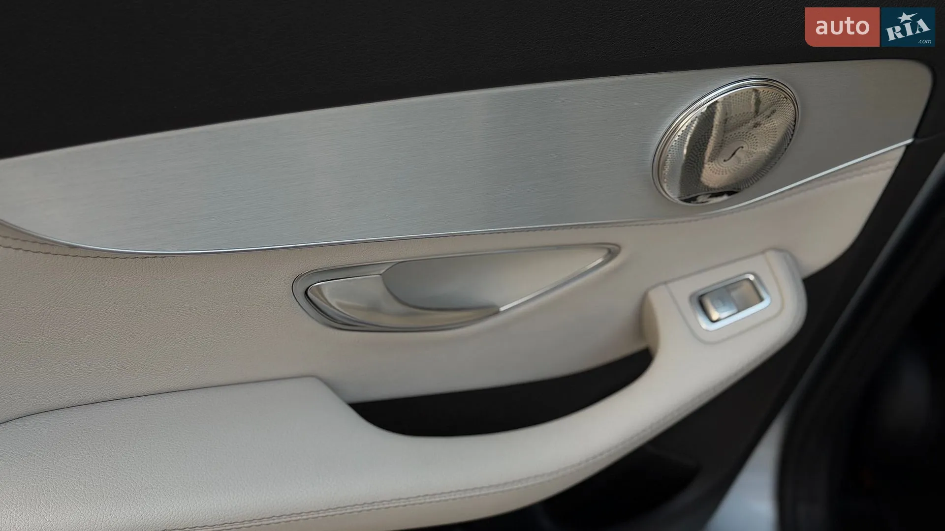 2015 Mercedes-Benz C-klasse - мініатюра 26