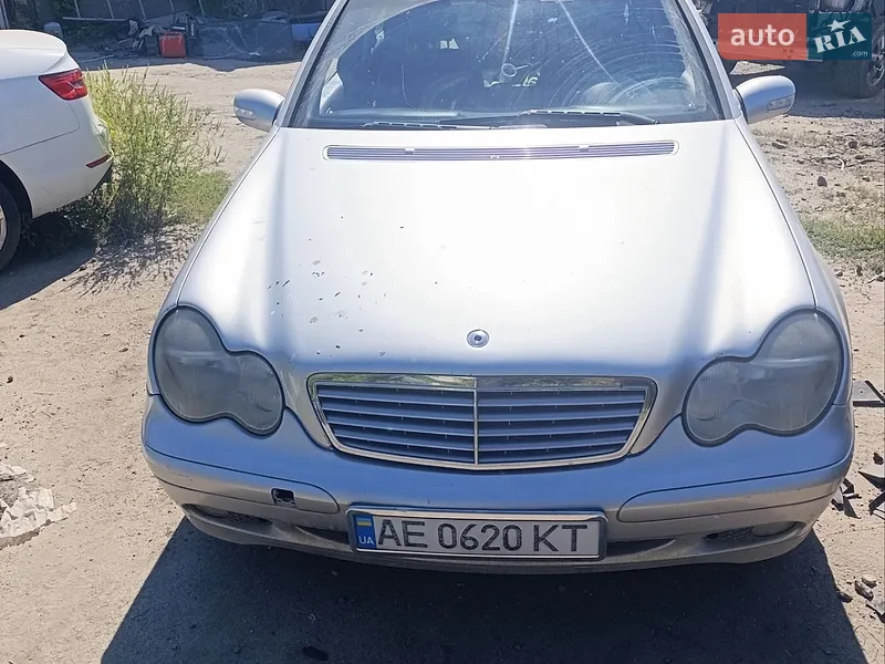 Mercedes-Benz C-Class 2003