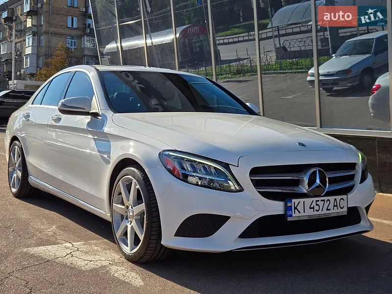 Mercedes-Benz C-Class 2021