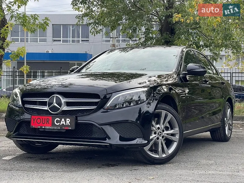 Mercedes-Benz C-Class 2020