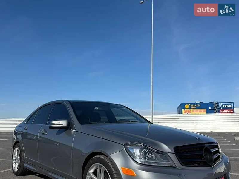 Mercedes-Benz C-Class