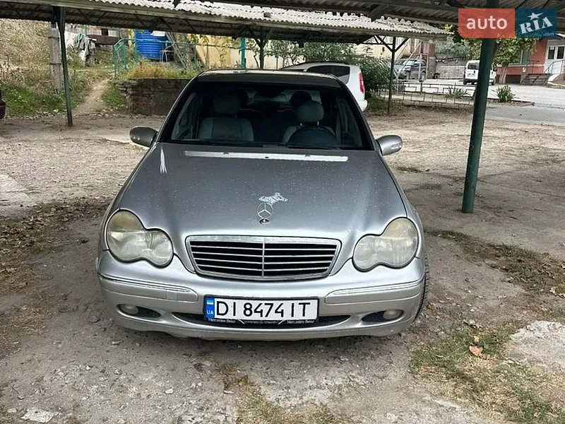 Lixiang MEGA 2000