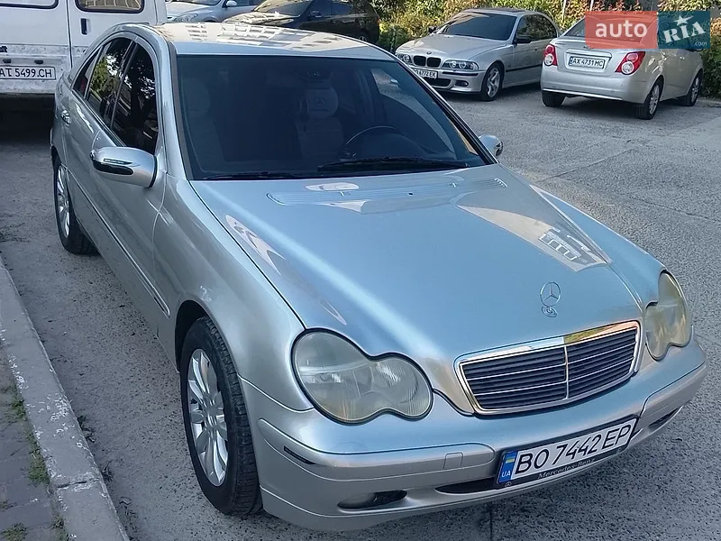 Mercedes-Benz C-Class