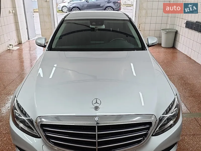 Mercedes-Benz C-Class
