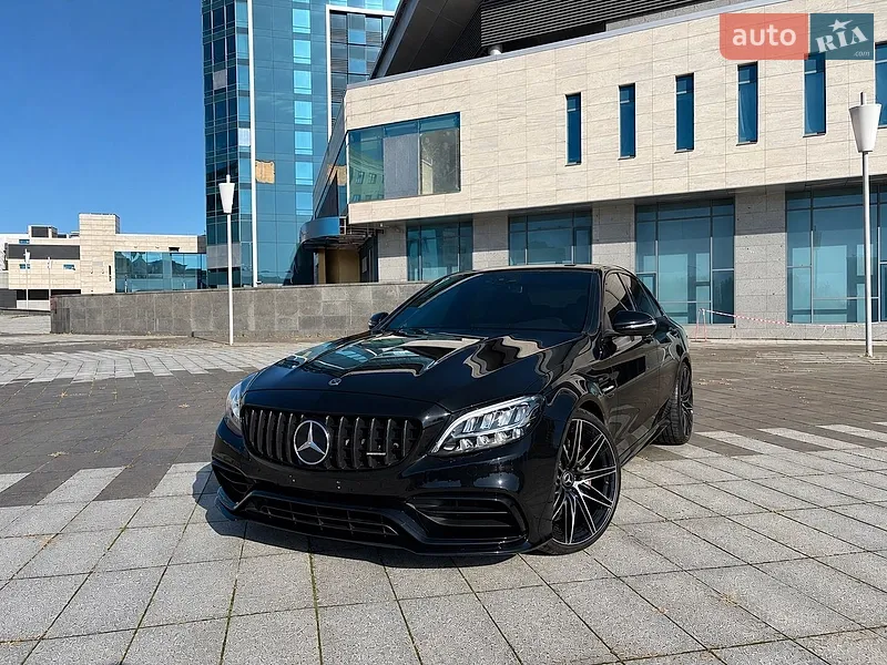 Mercedes-Benz C-Class