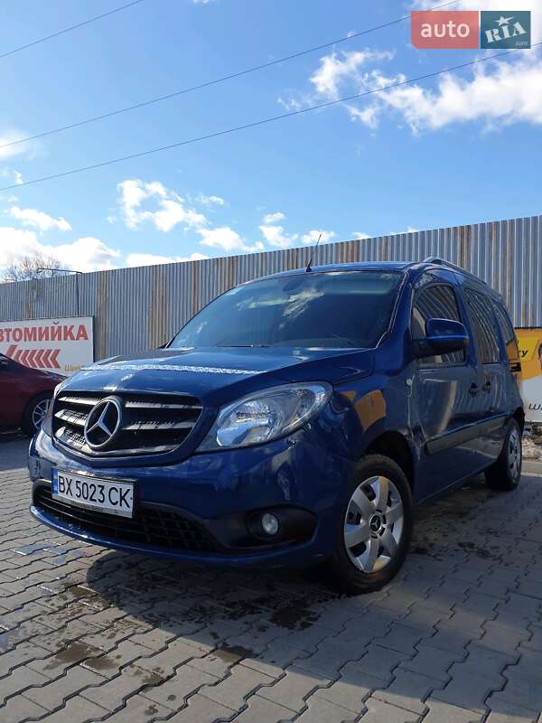 Мінівен Mercedes-Benz Citan 2013 в Чернівцях