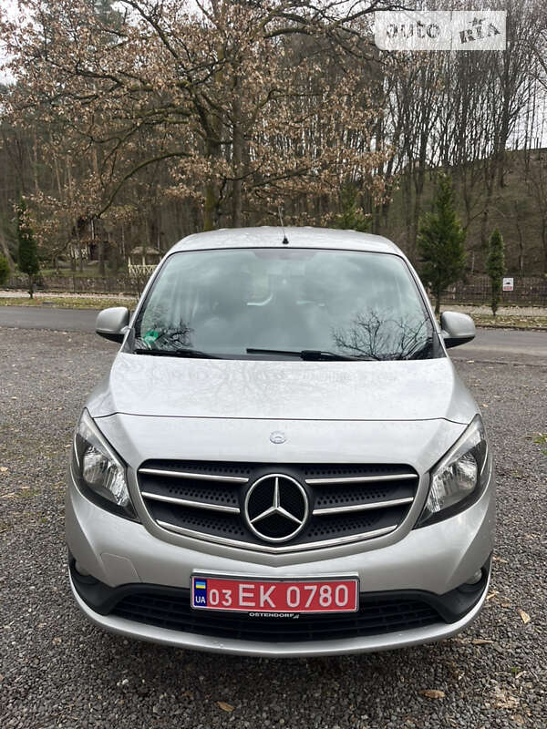 Минивэн Mercedes-Benz Citan 2017 в Тячеве