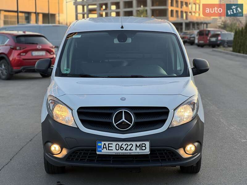Вантажний фургон Mercedes-Benz Citan 2016 в Дніпрі