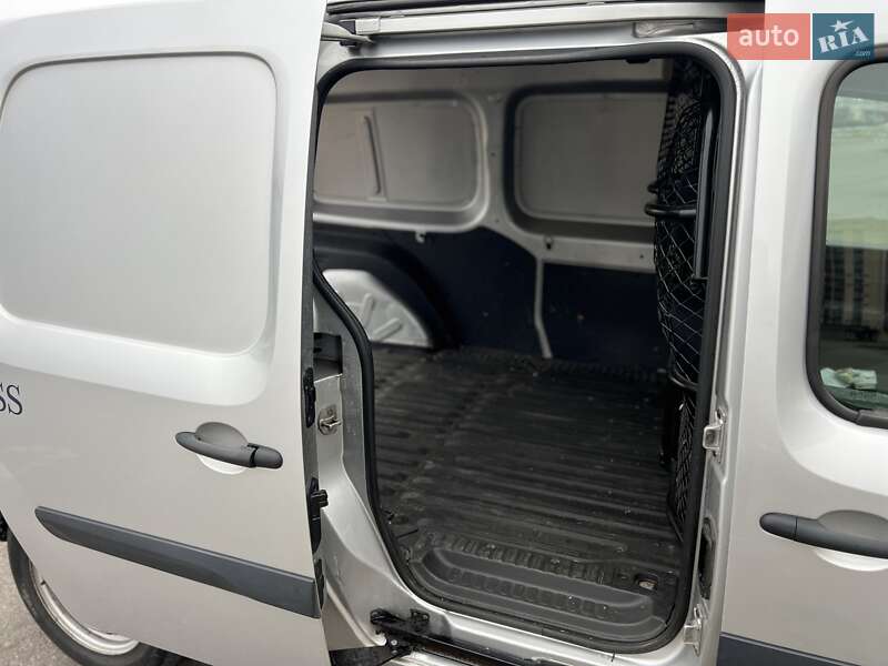 Грузовой фургон Mercedes-Benz Citan 2016 в Черкассах фото 39 Грузовой фургон Mercedes-Benz Citan 2016 в Черкассах