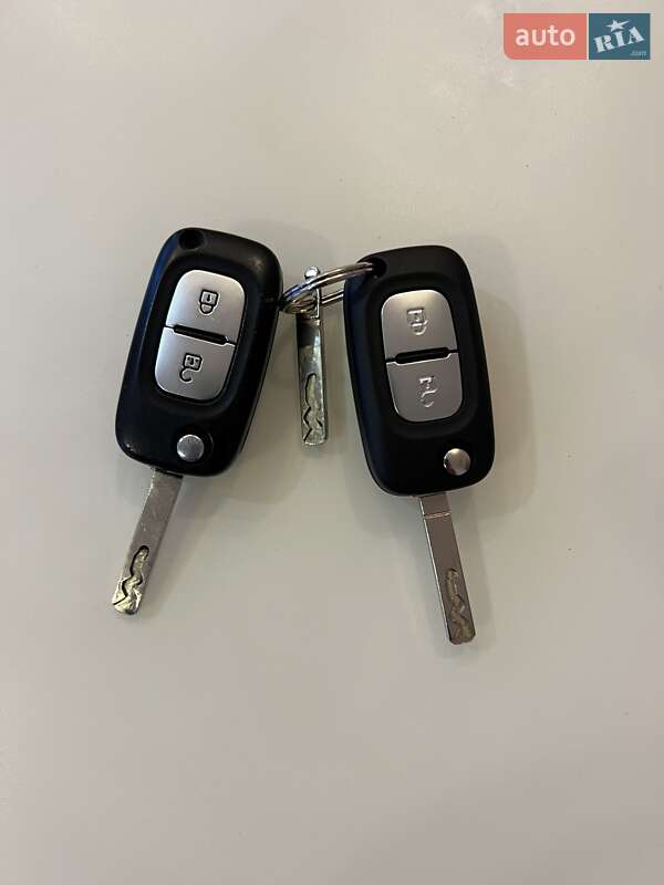 Грузовой фургон Mercedes-Benz Citan 2016 в Черкассах фото 45 Грузовой фургон Mercedes-Benz Citan 2016 в Черкассах