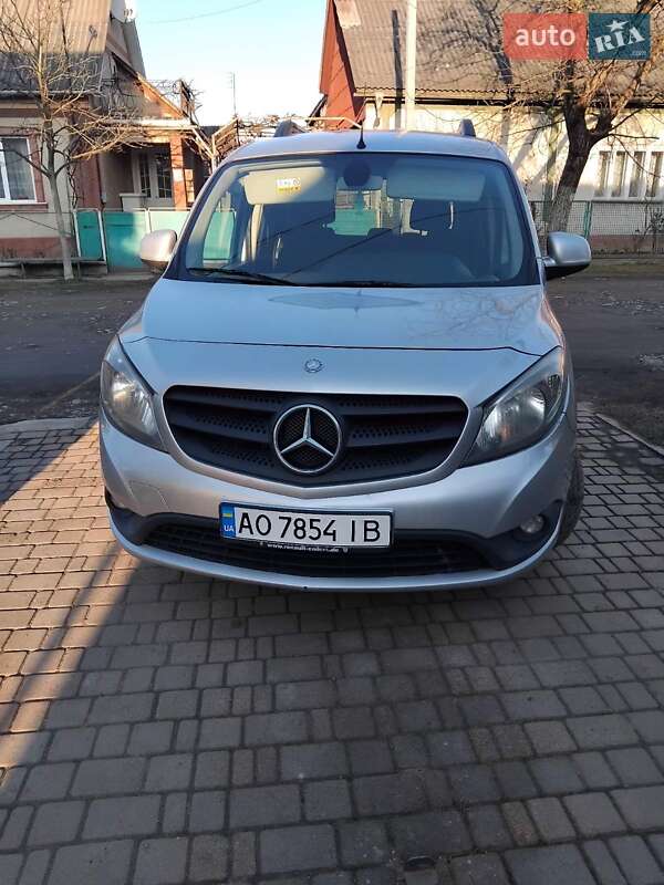 Mercedes-Benz Citan 2013