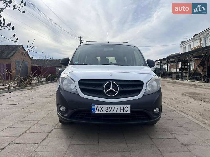 Мінівен Mercedes-Benz Citan 2014 в Краснограді