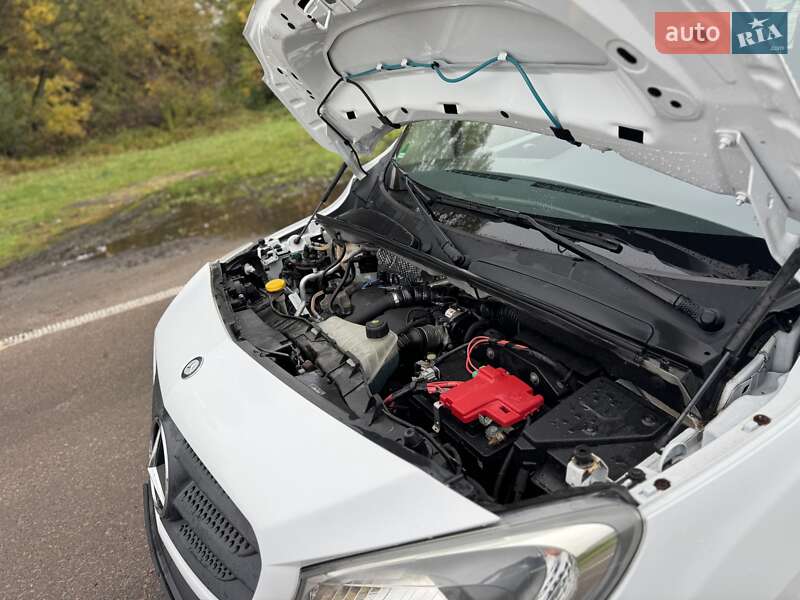 Мінівен Mercedes-Benz Citan 2016 в Дубні