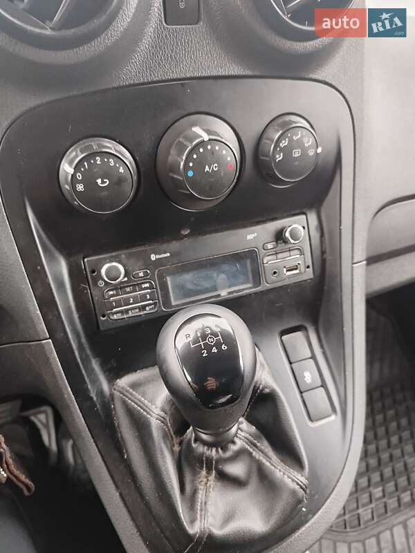 Вантажний фургон Mercedes-Benz Citan 2015 в Золотоноші
