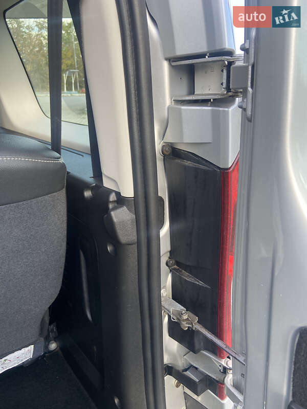 Минивэн Mercedes-Benz Citan 2014 в Шепетовке фото 12 Минивэн Mercedes-Benz Citan 2014 в Шепетовке