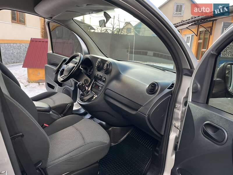 Мінівен Mercedes-Benz Citan 2016 в Дубні фото 18 Мінівен Mercedes-Benz Citan 2016 в Дубні
