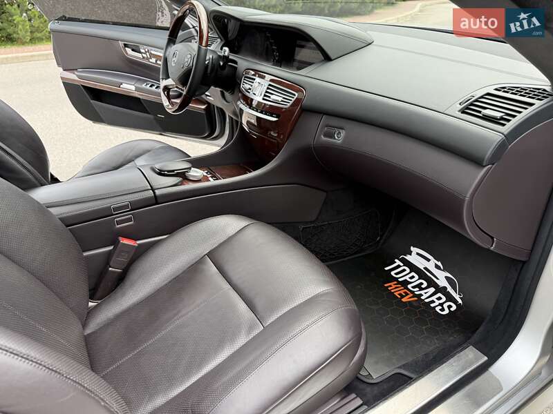 Купе Mercedes-Benz CL-Class 2011 в Києві