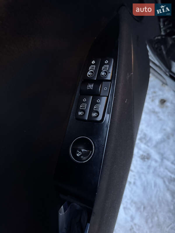 Купе Mercedes-Benz CL-Class 2004 в Киеве фото 109 Купе Mercedes-Benz CL-Class 2004 в Киеве