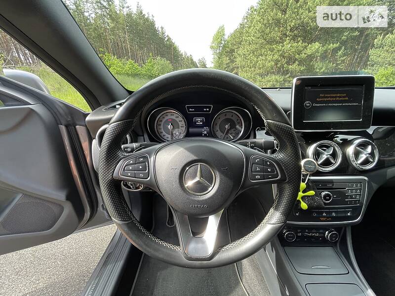 Седан Mercedes-Benz CLA-Class 2015 в Києві