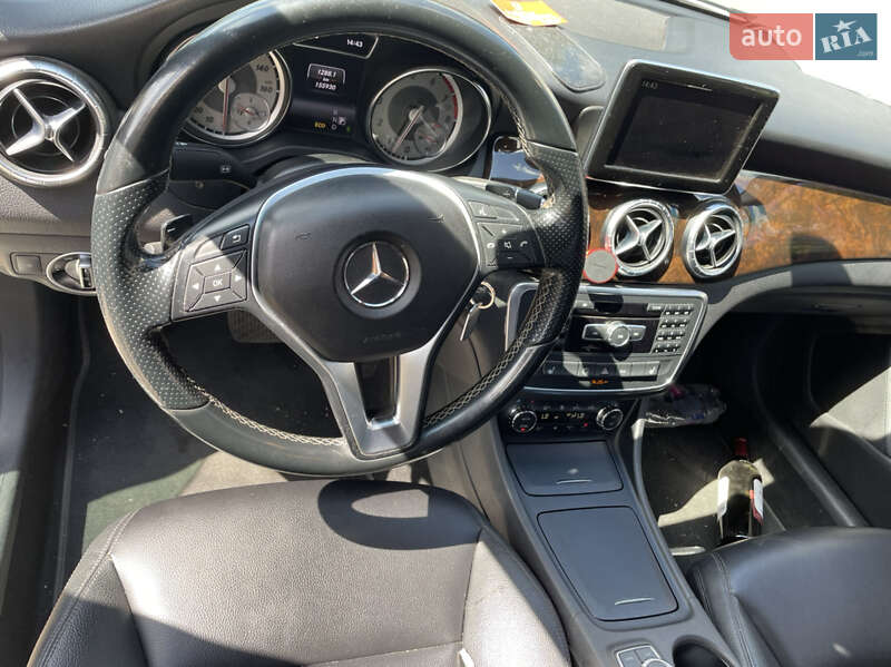 Седан Mercedes-Benz CLA-Class 2014 в Олександрії