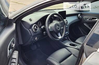 Седан Mercedes-Benz CLA-Class 2017 в Запоріжжі