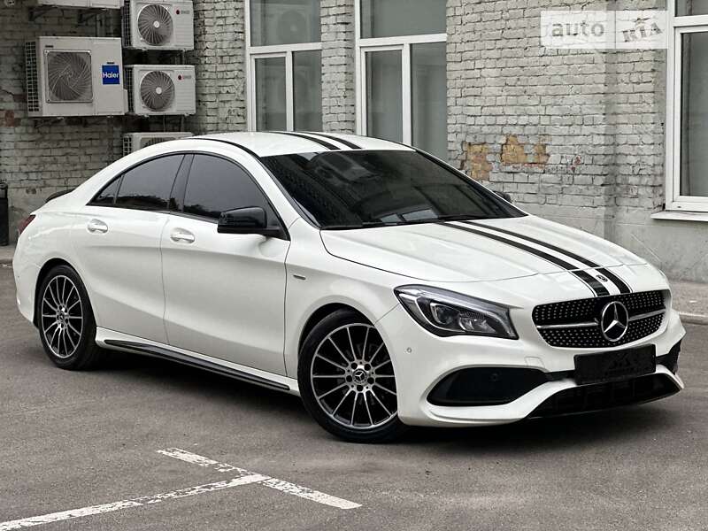 Седан Mercedes-Benz CLA-Class 2017 в Киеве
