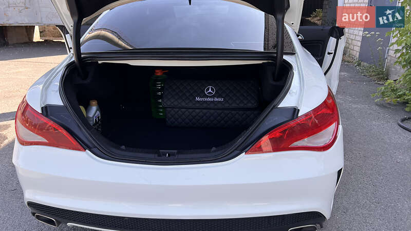 Седан Mercedes-Benz CLA-Class 2016 в Кривом Роге