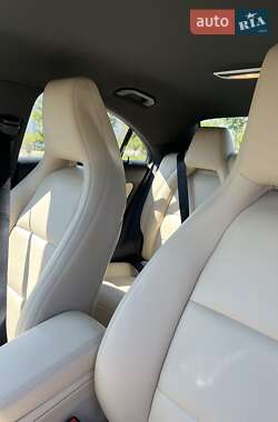 Седан Mercedes-Benz CLA-Class 2016 в 
