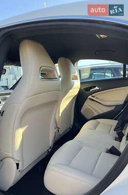 Седан Mercedes-Benz CLA-Class 2016 в 