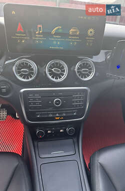 Седан Mercedes-Benz CLA-Class 2014 в 