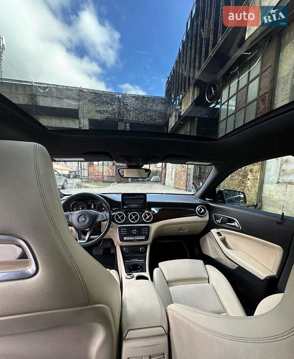Седан Mercedes-Benz CLA-Class 2017 в Львове