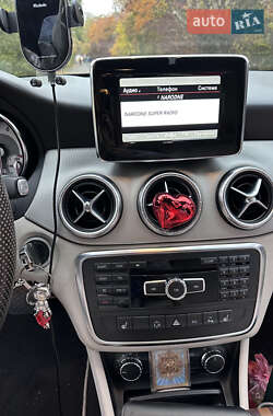 Седан Mercedes-Benz CLA-Class 2013 в 