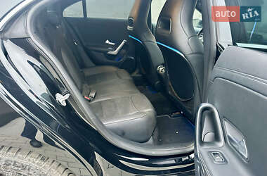 Седан Mercedes-Benz CLA-Class 2020 в 