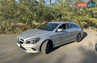 Универсал Mercedes-Benz CLA-Class 2018 в 