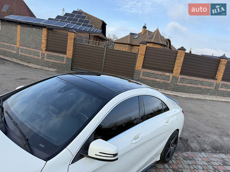 Седан Mercedes-Benz CLA-Class 2016 в Киеве