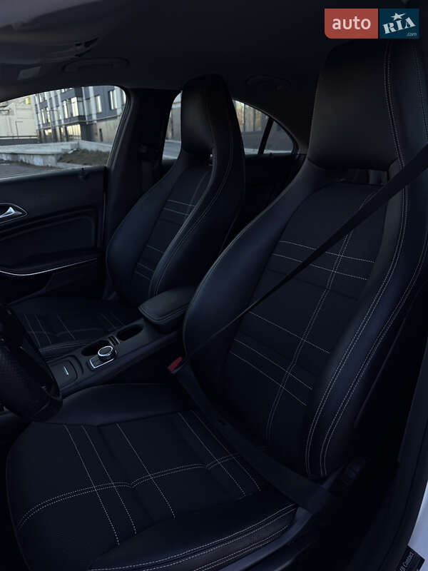 Седан Mercedes-Benz CLA-Class 2013 в Луцке